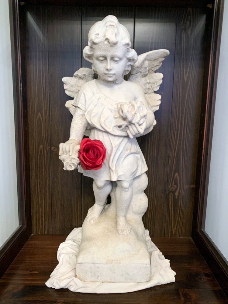 Angel In Memorium Statue 750 x 1000