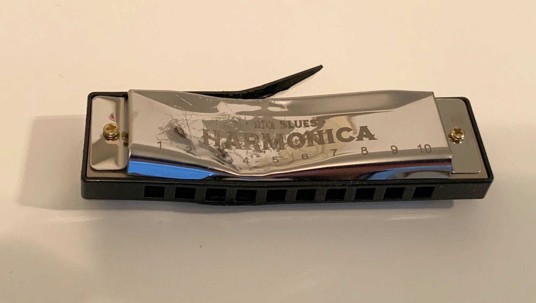 HARMonica 1768 x 1000